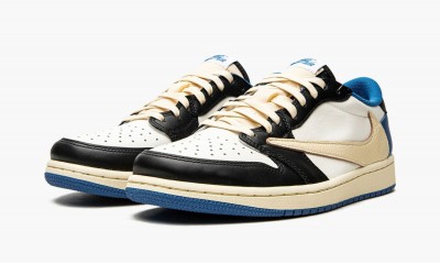 JORDAN X TRAVIS SCOTT AIR JORDAN 1 LOW OG SP SNEAKERS