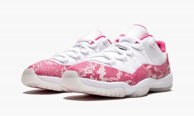 JORDAN WMNS AIR JORDAN 11 RETRO LOW Pink Snakeskin