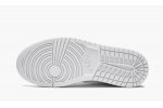 JORDAN AIR JORDAN 1 MID Triple White Patent Leather
