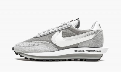 NIKE LDWAFFLE Fragment x Sacai - Grey