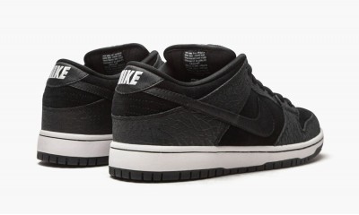 NIKE DUNK LOW PREMIUM SB Entourage