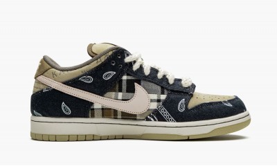 NIKE SB DUNK LOW QS SPECIAL BOX Travis Scott