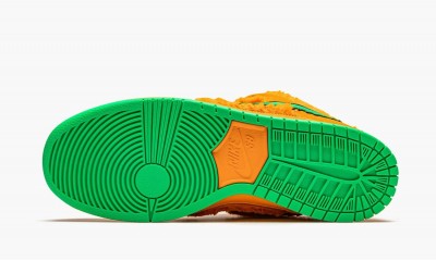 NIKE SB DUNK LOW Grateful Dead - Orange Bear