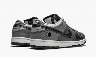 NIKE SB DUNK LOW Lunar Eclipse East