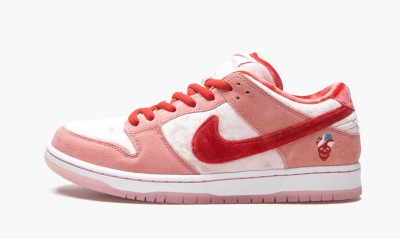 NIKE SB DUNK LOW StrangeLove - Special Box
