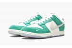 NIKE DUNK LOW / KASINA Road Sign