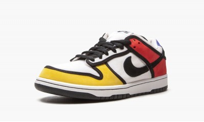NIKE DUNK LOW PRO SB Piet Mondrian