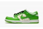 NIKE SB DUNK LOW Supreme - Stars - Mean Green