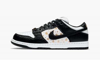NIKE SB DUNK LOW Supreme - Stars - Black