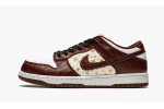 NIKE SB DUNK LOW Supreme - Stars - Barkroot Brown