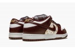 NIKE SB DUNK LOW Supreme - Stars - Barkroot Brown