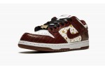NIKE SB DUNK LOW Supreme - Stars - Barkroot Brown