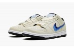NIKE SB DUNK LOW Truck It