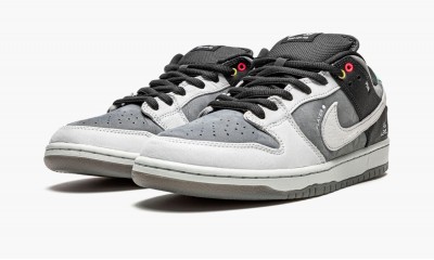 NIKE SB DUNK LOW PRO ISO VX1000