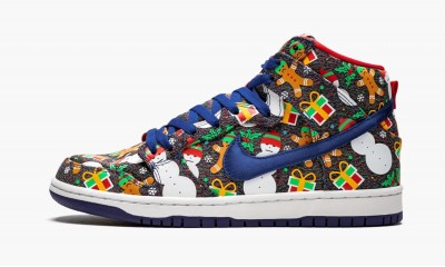 NIKE SB DUNK HIGH TRD QS Ugly Christmas Sweater