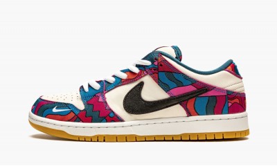 NIKE X PARRA DUNK LOW SB SNEAKERS