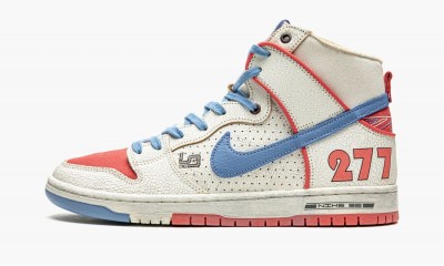 NIKE SB DUNK HIGH Ishod Wair x Magnus Walker