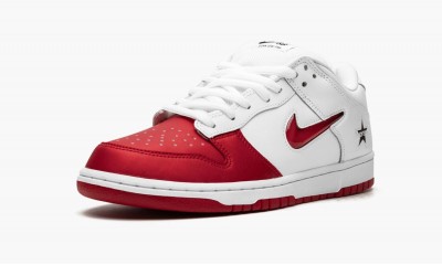 NIKE SB DUNK LOW Supreme - Jewel Swoosh Red/White