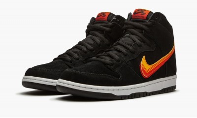 NIKE SB DUNK HIGH Truck It