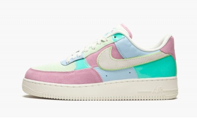 NIKE AIR FORCE 1 07 QS