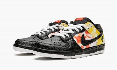 NIKE SB DUNK LOW Tie-Dye Rayguns 2019 - Black