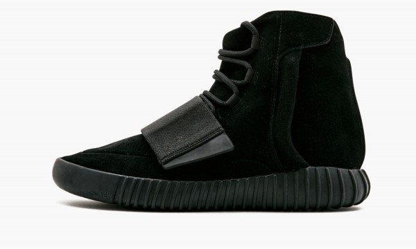 ADIDAS YEEZY
YEEZY 750 BOOST TRIPLE BLACK SNEAKERS