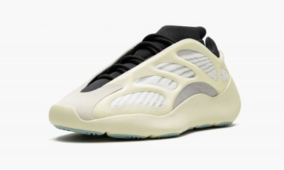 ADIDAS YEEZY
YEEZY 700 V3
Azael