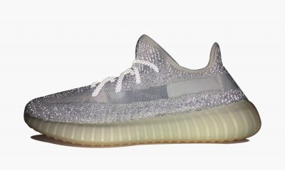 ADIDAS YEEZY
YEEZY BOOST 350 V2 REFLECTIVE
Yeshaya