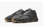 ADIDAS YEEZY
YEEZY BOOST 700
Utility Black