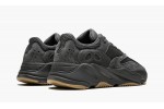 ADIDAS YEEZY
YEEZY BOOST 700
Utility Black