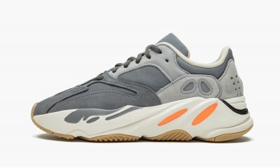 ADIDAS YEEZY
YEEZY BOOST 700
Magnet
