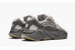 ADIDAS YEEZY
YEEZY BOOST 700 V2
Tephra