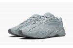 ADIDAS YEEZY
YEEZY BOOST 700 V2
Hospital Blue
