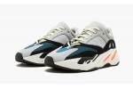 ADIDAS YEEZY 
YEEZY BOOST 700
Wave Runner