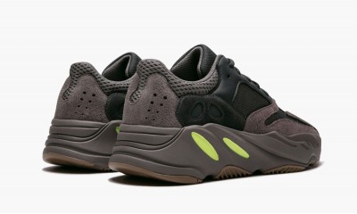 ADIDAS YEEZY
YEEZY BOOST 700
Mauve