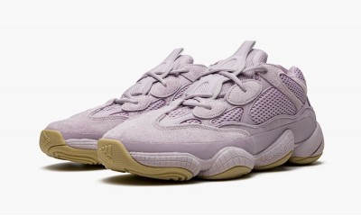 ADIDAS YEEZY
YEEZY 500
Soft Vision