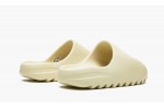 ADIDAS
YEEZY SLIDE
Bone