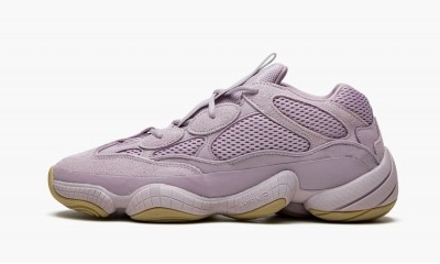 ADIDAS YEEZY
YEEZY 500
Soft Vision