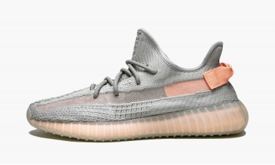 ADIDAS YEEZY
YEEZY BOOST 350 V2
True Form