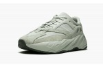 ADIDAS YEEZY
YEEZY BOOST 700
Salt