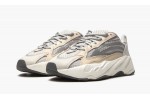ADIDAS YEEZY
YEEZY BOOST 700 V2
Cream