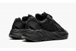 ADIDAS YEEZY
YEEZY BOOST 700 MNVN
Triple Black