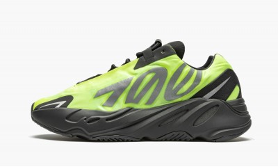 ADIDAS YEEZY
YEEZY BOOST 700 MNVN
Phosphor