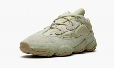 ADIDAS YEEZY
YEEZY 500
Stone