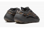 ADIDAS YEEZY
YEEZY 700 V3
Clay Brown