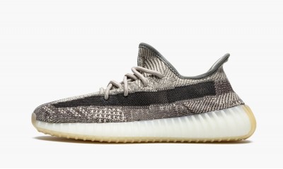 ADIDAS YEEZY
YEEZY BOOST 350 V2
Zyon