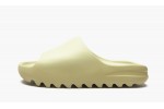 ADIDAS YEEZY
YEEZY SLIDE
Resin 2021