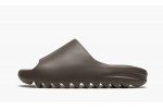 ADIDAS YEEZY
YEEZY SLIDE
Soot 2021