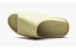 ADIDAS YEEZY
YEEZY SLIDE
Resin 2021