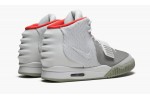 NIKE
AIR YEEZY 2 NRG
Pure Platinum